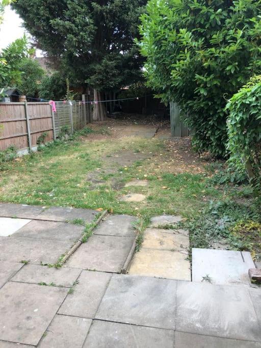 Lovely 3 Bedroom Entire Home With Street Parking - Close To Nec, Bhx Airport - Sleeps 6 Guests Ideal For Contractors & Families Бірмінгем Екстер'єр фото
